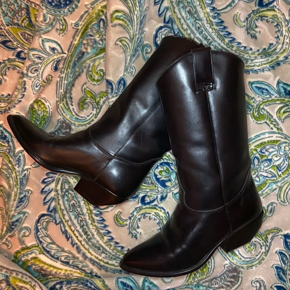 black cowboy boots